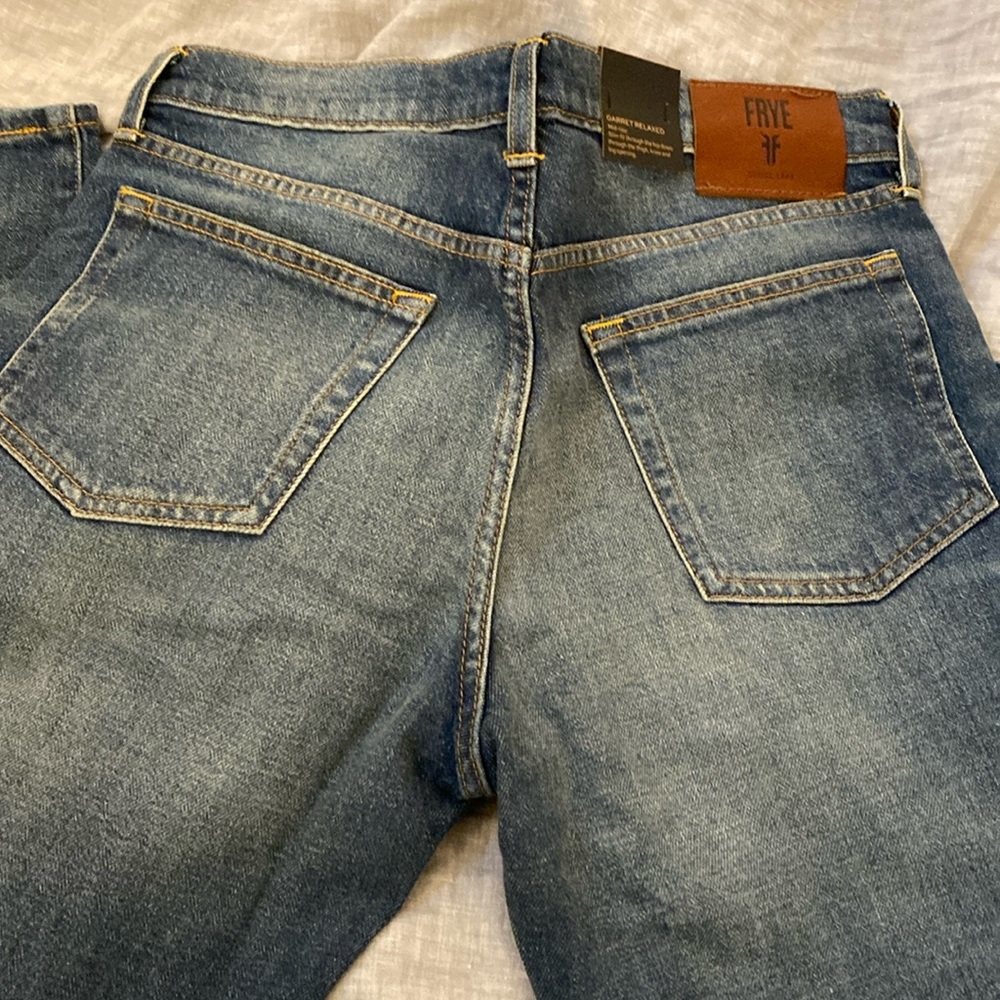 NWT Frye Garret Relaxed (30w x 31l)